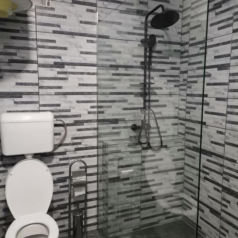 Apartman U Centru Sid Exterior photo