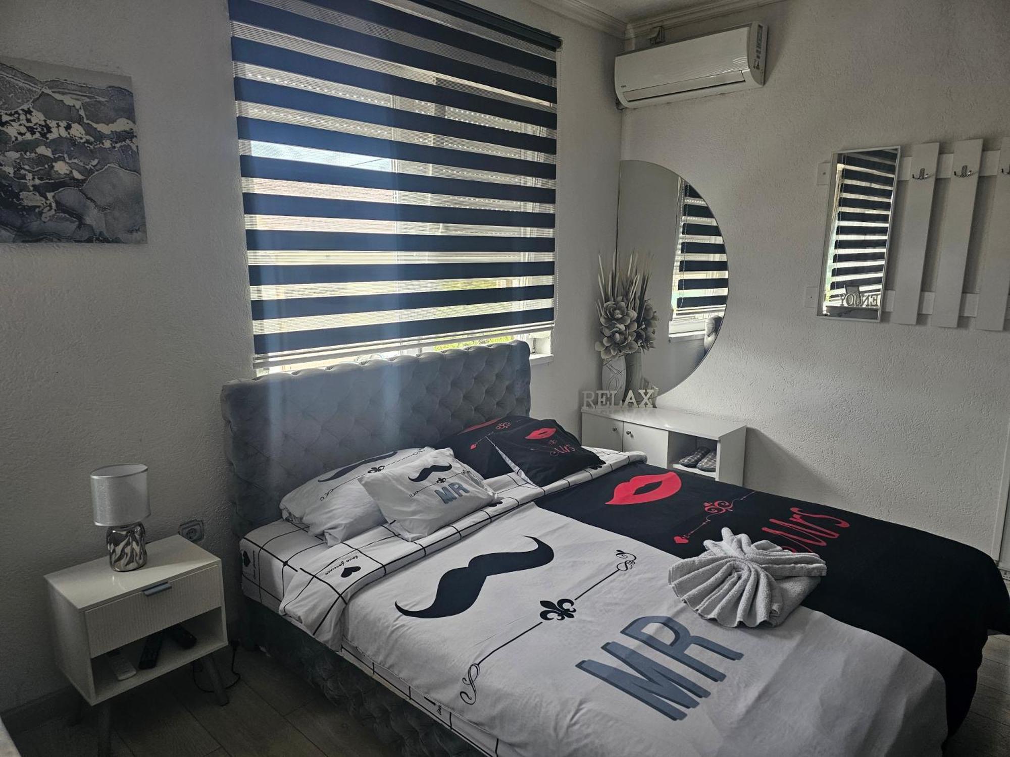 Apartman U Centru Sid Exterior photo